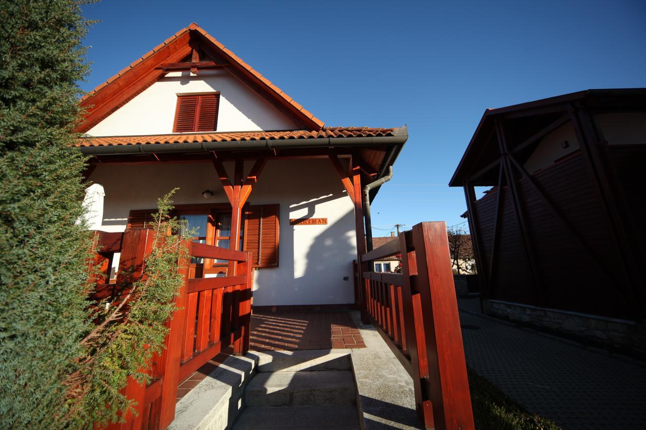 Magita Hotel Basko Exterior foto